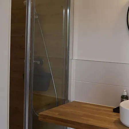 Nowa Kamienica 11 * Stara Kamienica