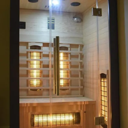 Nowa Kamienica 11 * Stara Kamienica