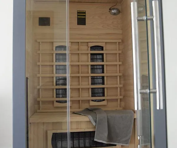 Nowa Kamienica 11 * Stara Kamienica