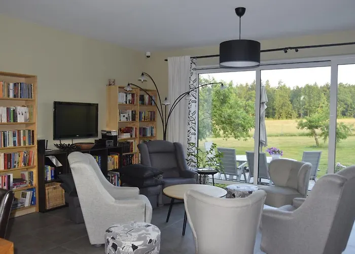 Gospodarstwo agroturystyczne Nowa Kamienica 11 *