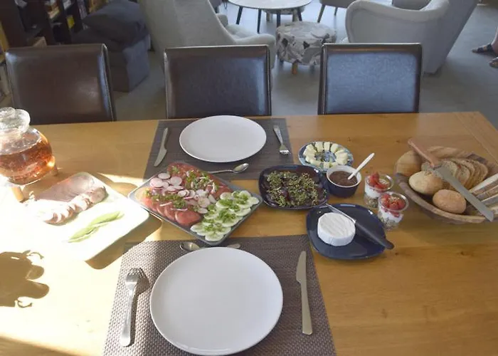 Gospodarstwo agroturystyczne Nowa Kamienica 11 *